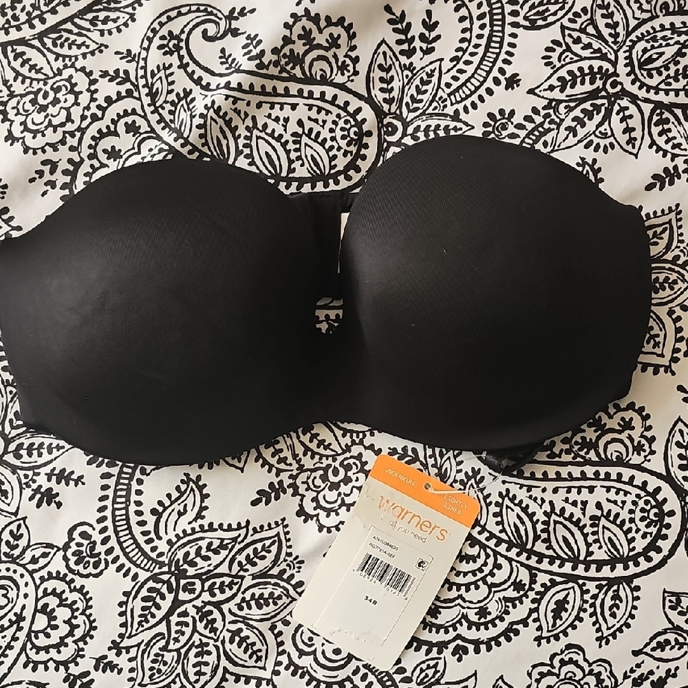 Warner's Elegant Black Strapless Bra